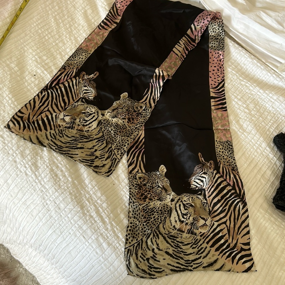 WILDLIFE (Lion, Tiger, Zebra) SILK SCARF 50X10 by LIZ CLAIBORNE- Black